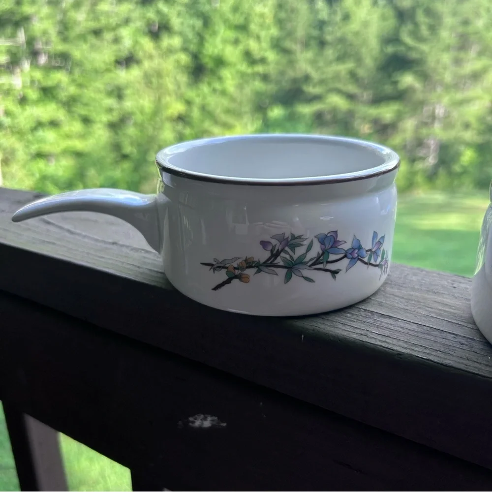Woodhill Fine Bakeware Floral Ceramic Soup Bowls with Handles